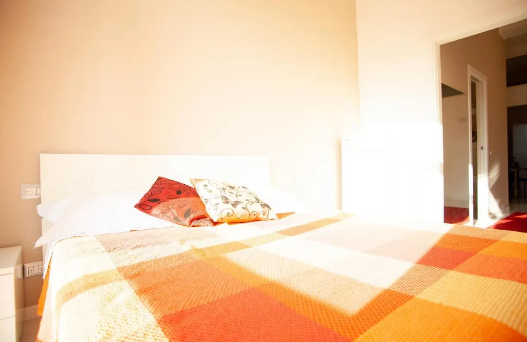 Lambrate Elegant Bright Apartment-1